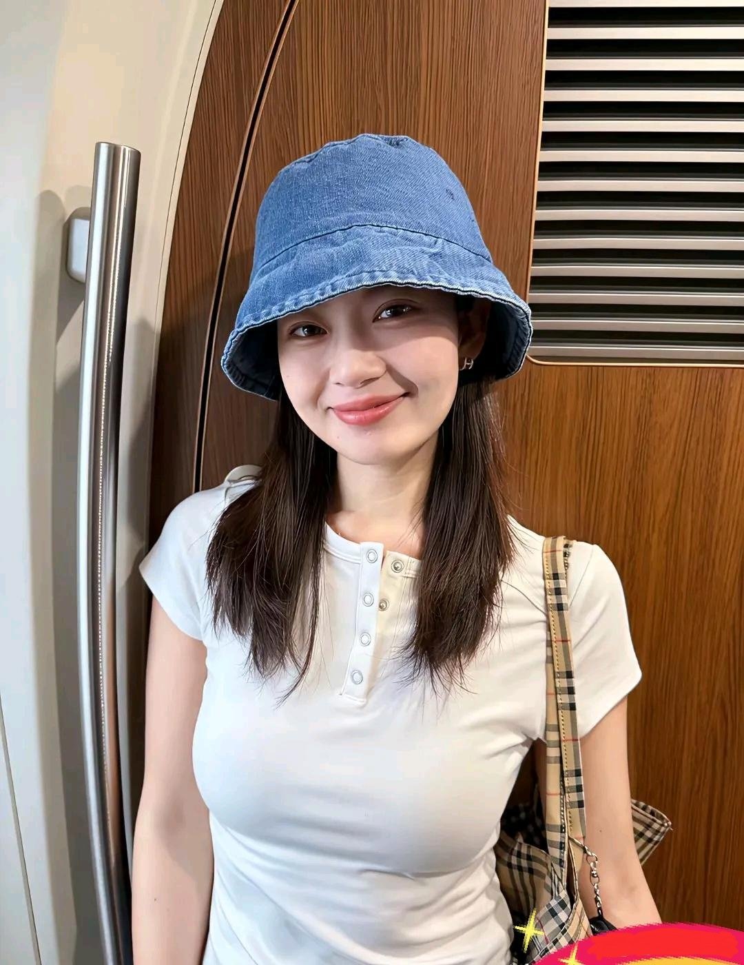 记录者超话记录者超话奉劝所有人，除了自己的老公（老婆），千万别碰其他男（女）人！