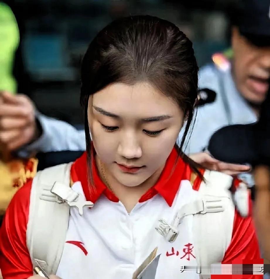 陈梦回归之战：用实力打脸质疑陈梦在经历了九个月的赛季休整之后重返赛场，第