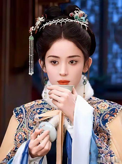 于正提起《玉茗茶骨》是他蕞得意的作品，为什么？因为「娜扎」这位大美人啊，他和娜扎