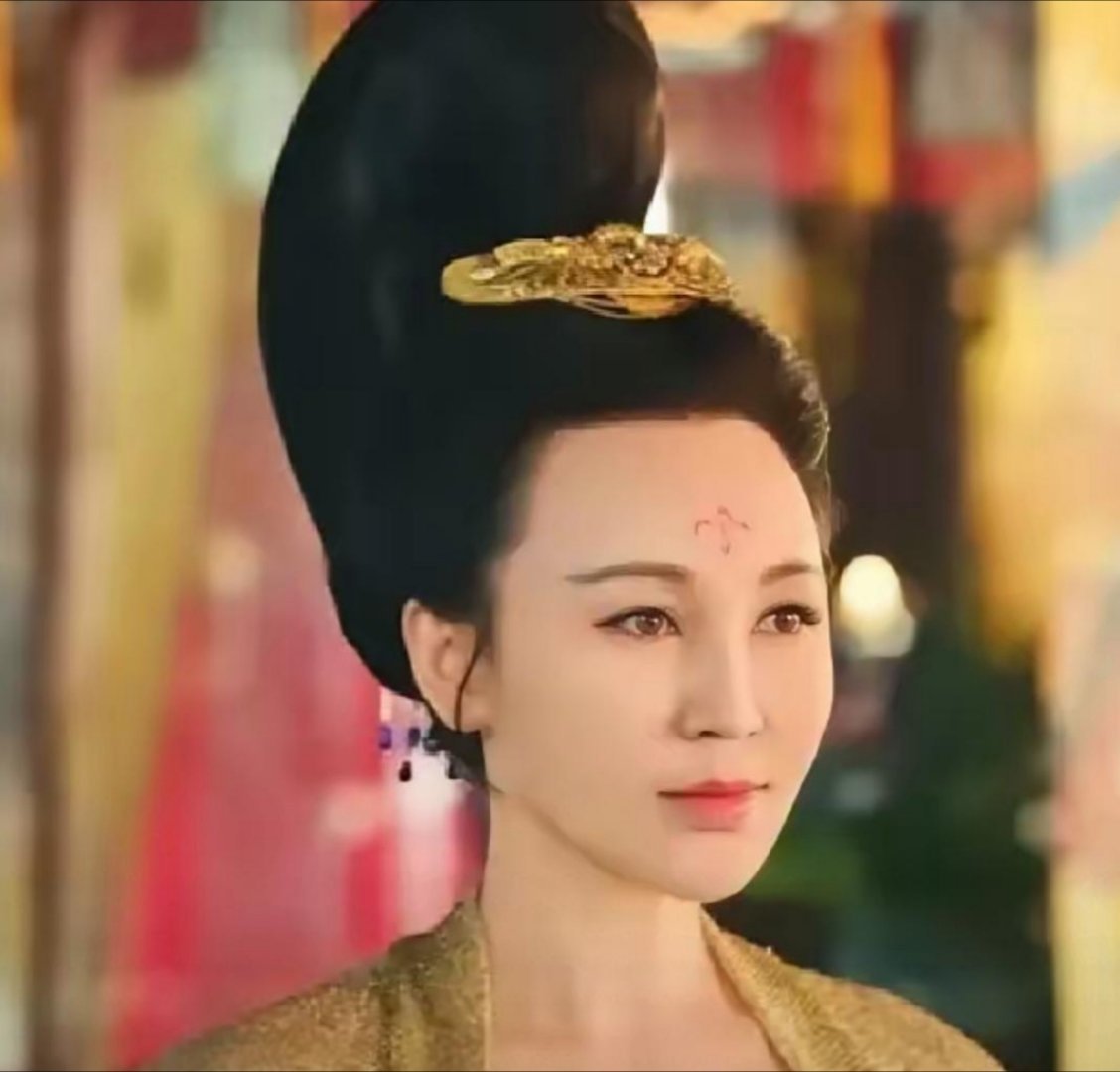 713年，太平公主被李隆基赐死，临刑前，她对李隆基道：“看在我帮你登上皇位的份上