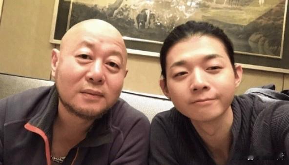 歌手火风今晚估计又睡不着了自己儿子霍尊，好不容易复出，没想到，前女友又出来爆