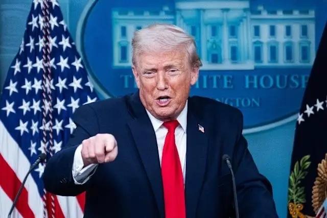 美国正式退出世卫组织，还欠2.6亿会费，谁来买单？据央视报道，当地时间22日