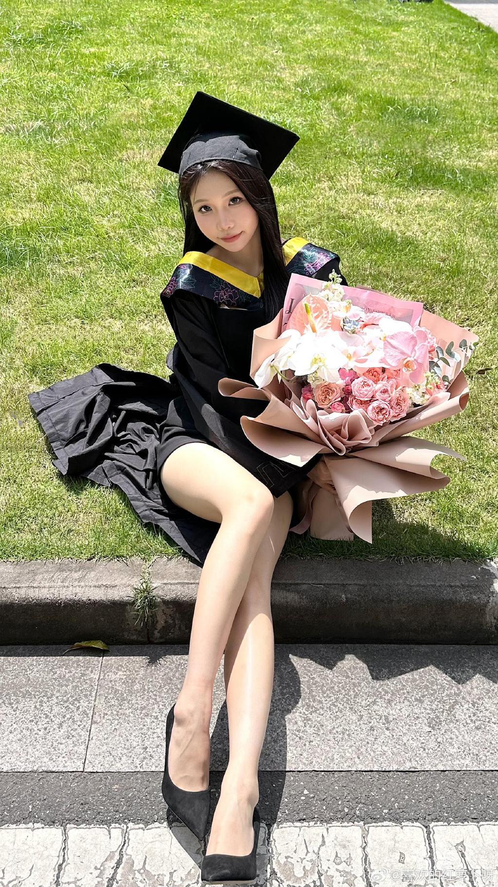 毕业快乐，前程似锦
