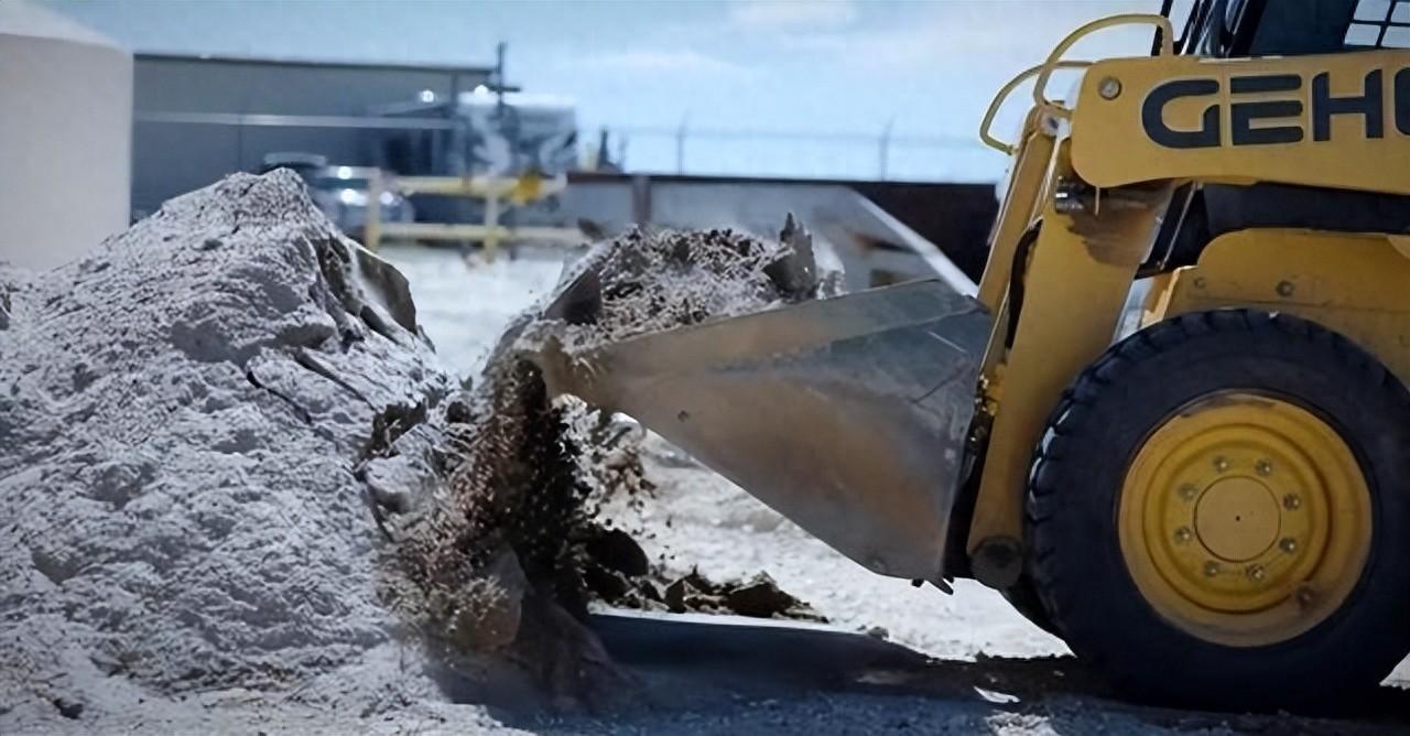 中国稀土地位悬了？撬走中方人才，攻克提炼技术，但西方笑得太早麻烦看官老爷们右