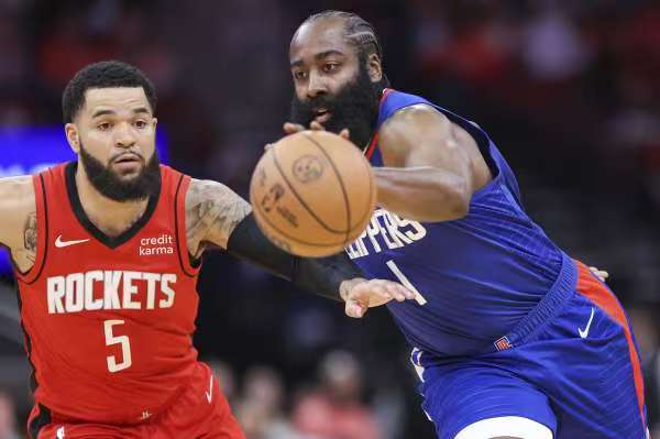 最近范弗利特闲来无事，也做起了电台节目而他在节目中谈到了曾经效力于火箭队的哈登