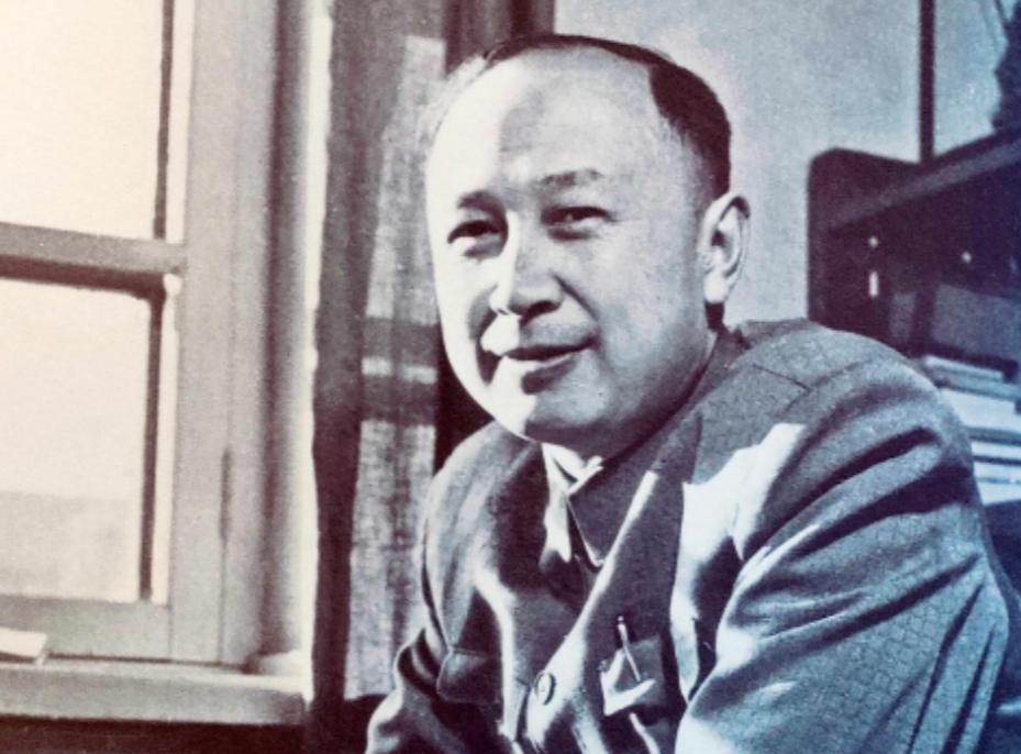 从1979年至1986年，钱学森先生连续3次拒绝美国邀请！连中央领导出面劝说也无