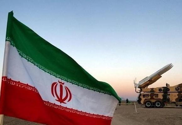 革命卫队一口气向以方目标，发射了30枚重型导弹，弹头重量都超过1吨！这次以方媒