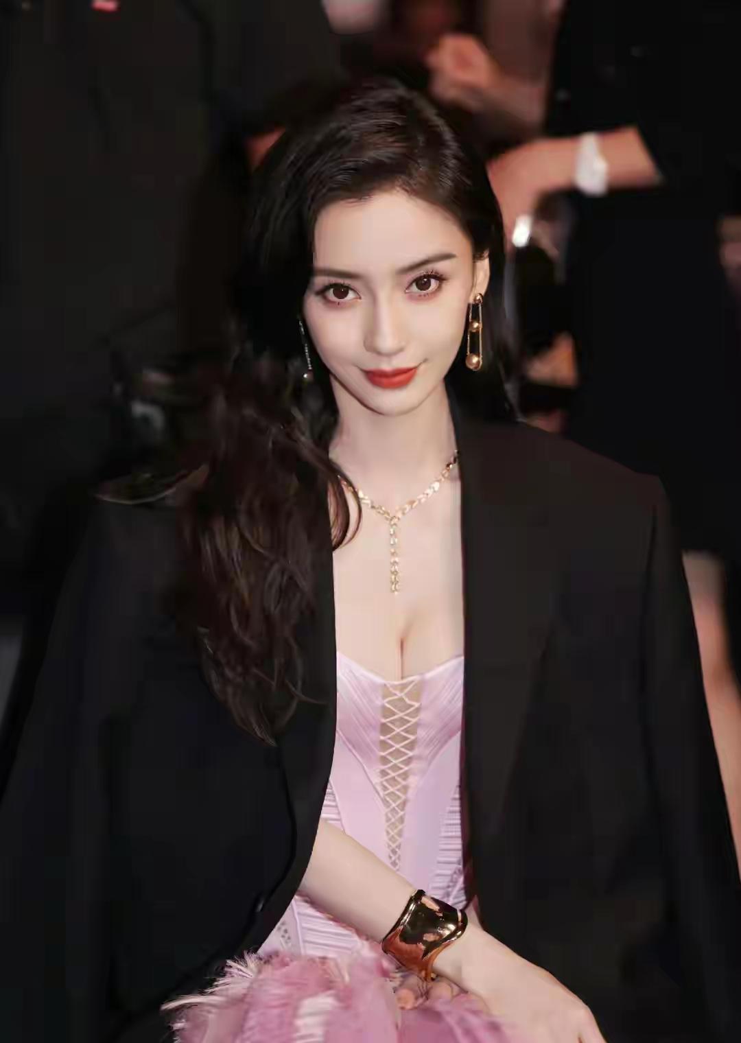 杨颖新年爱好打卡