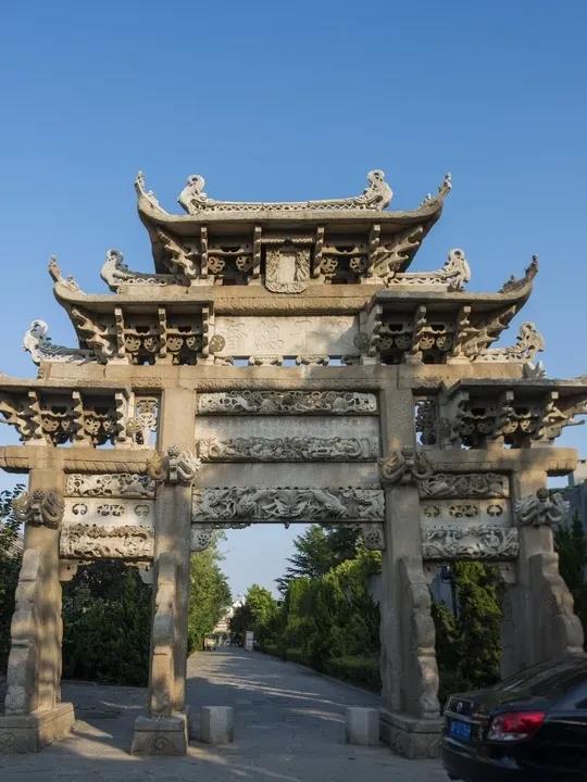 为什么唐朝之后汉人王朝总被草原部落干翻？根子就坏在那帮"贵族门阀"身上！