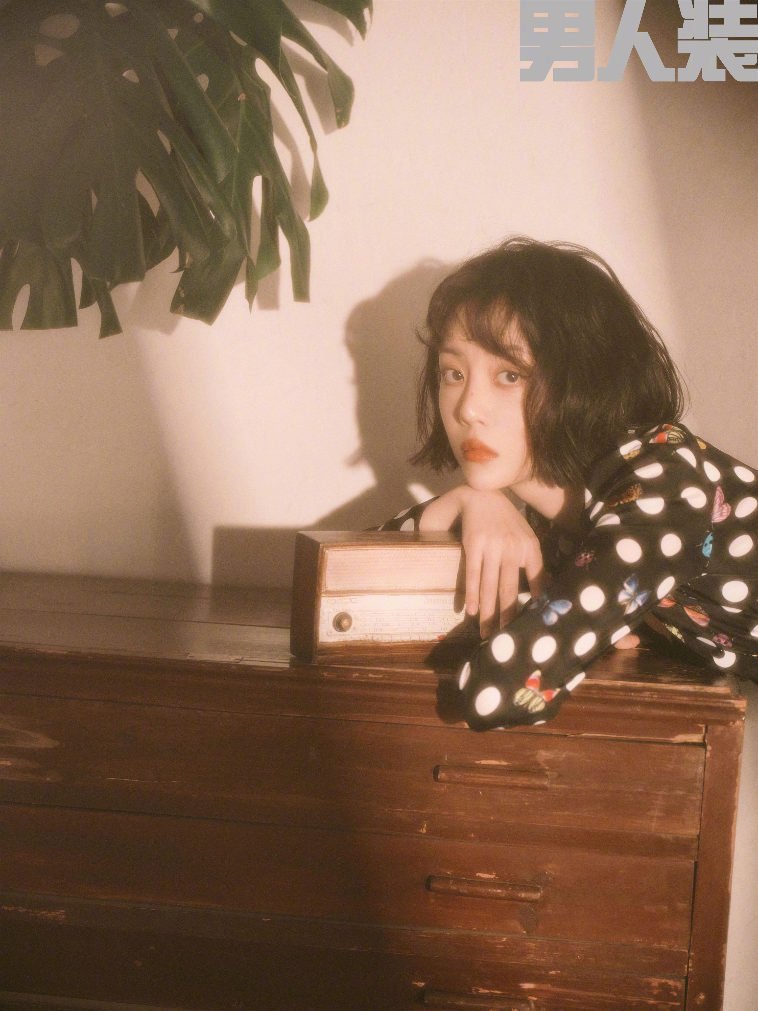 李溪芮《男人装》杂志大片