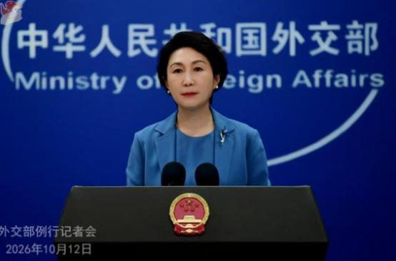中国外交部重拳出击，直接点名封杀！10月12日，外交部正式宣布：即日起，对巴拉圭