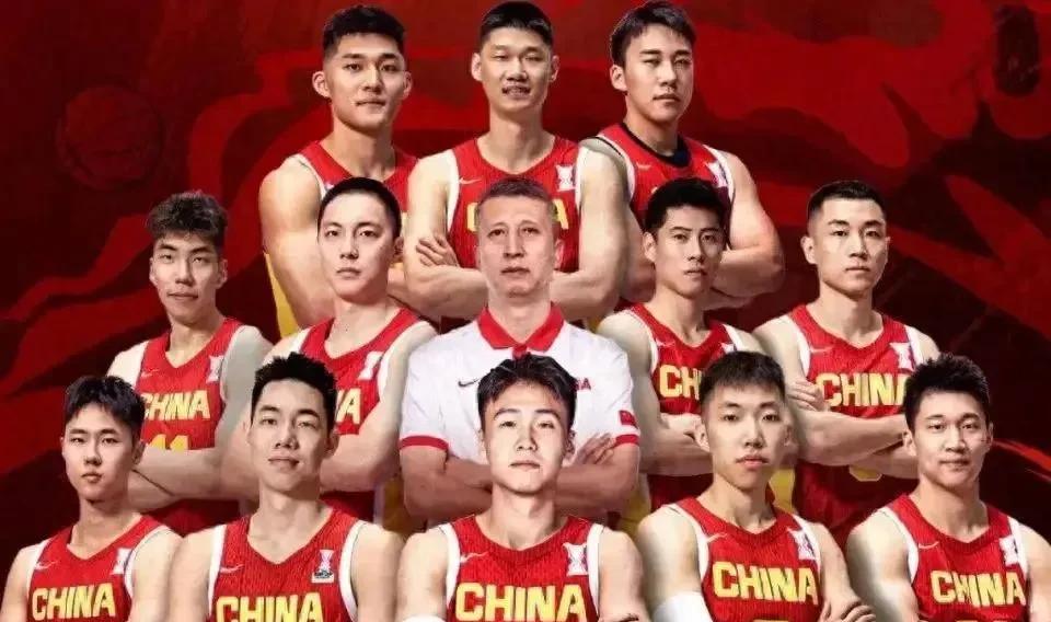 快来围观！男篮亚洲杯第一场比赛，队员的表现打分来了：一档：胡金秋：10分赵