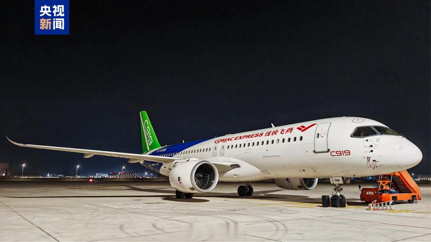 C919即将亮相2025迪拜航展国产大飞机虽然用的是国外发动机，但丝毫不影响咱