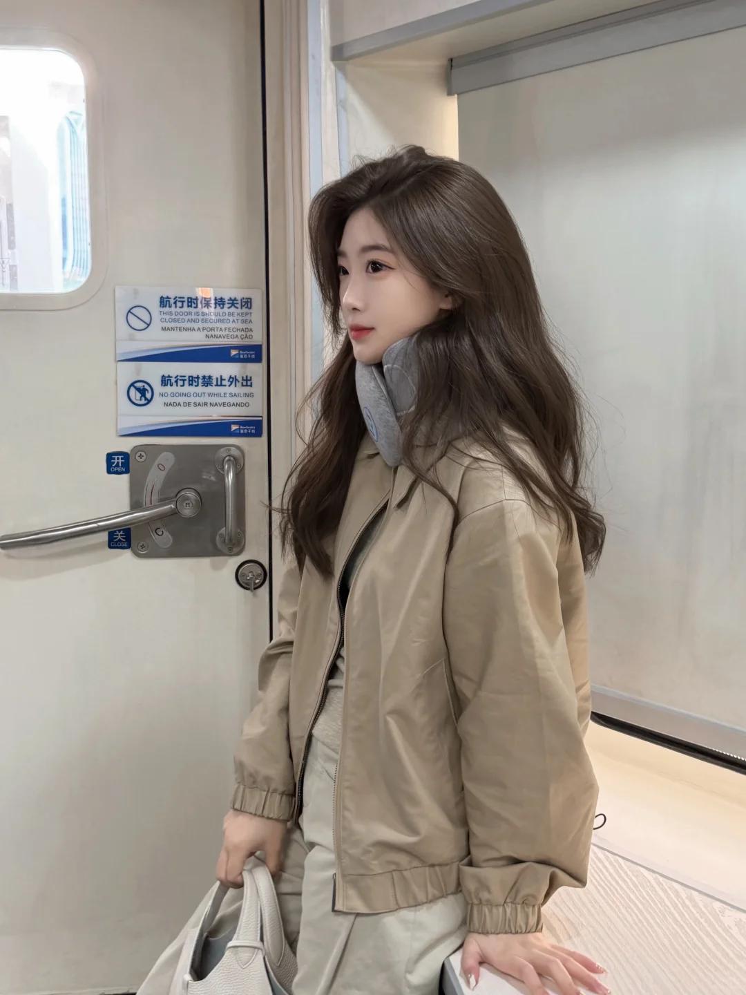 轻松舒适的旅行穿搭