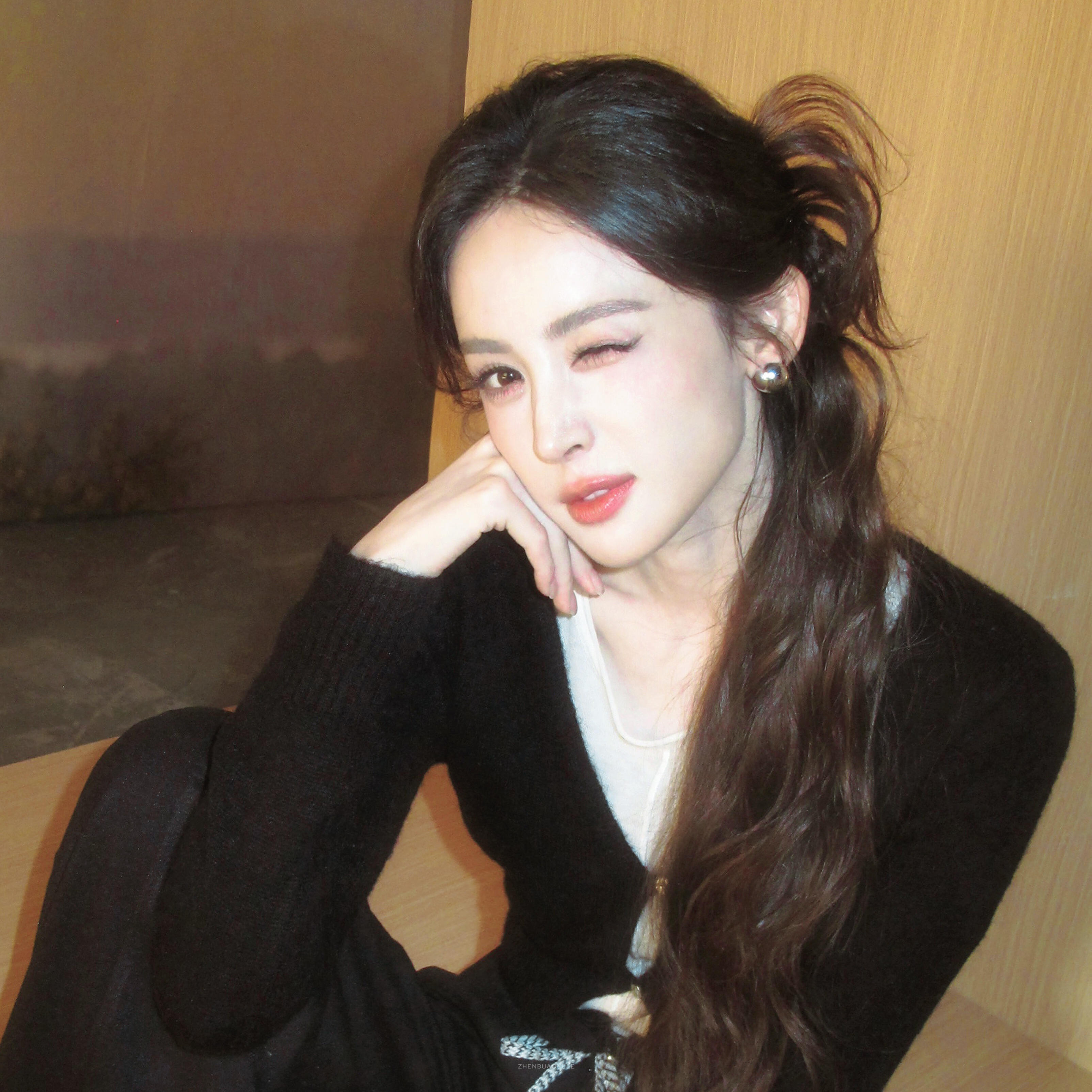 -𝐒𝐇𝐀𝐑𝐄｜古力娜扎头像背景图搭配⸝⸝📜꙳🍂◟🎞。​