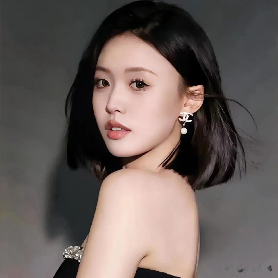 恭贺女版《花妖》上线在刀郎的专辑《山歌寥哉》当中，《花妖》是一首特别好听的