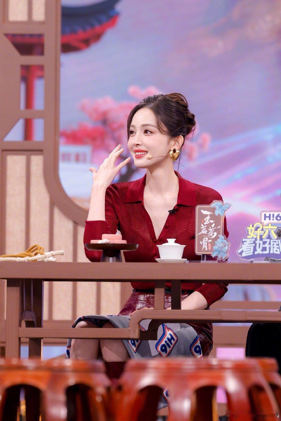 古力娜扎真的是好完美的一颗头，怎么会有人长得和油画一样好看？