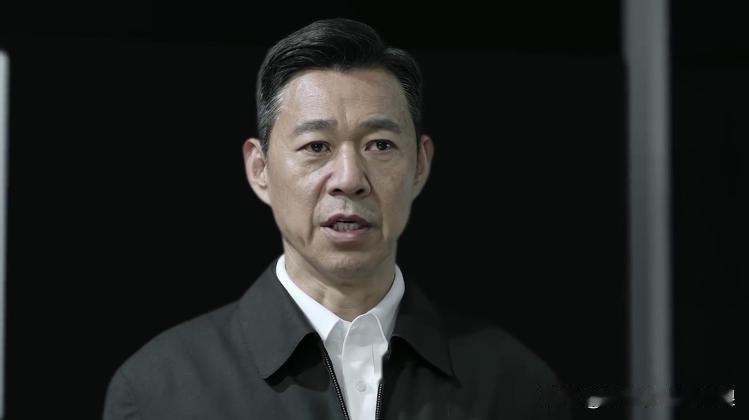 人民的名义里祁同伟为何那么瞧不起陈岩石？因为陈岩石明明是特权的使用者和享受者却站