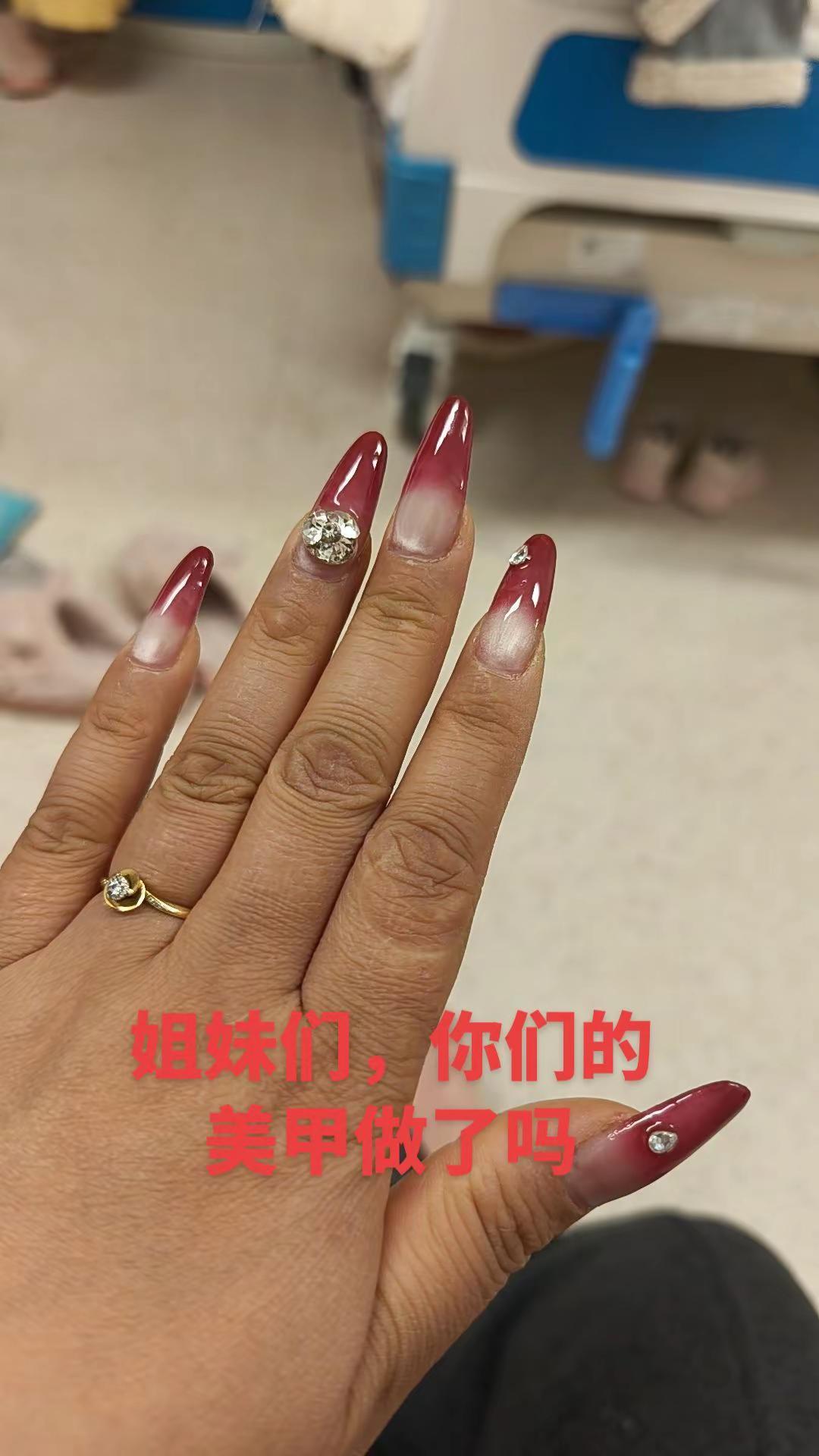 你们都晒美甲，我也来晒一个