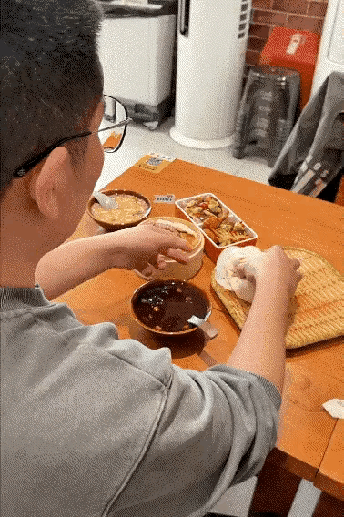 看来一个包子真的可以管饱。这个真不骗人。