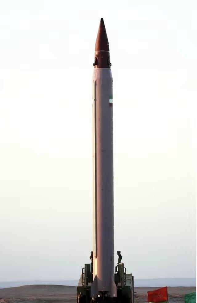 已经打了2200枚，中国的中近程弹道导弹，竟然还不如伊朗多？五角大楼发布的2
