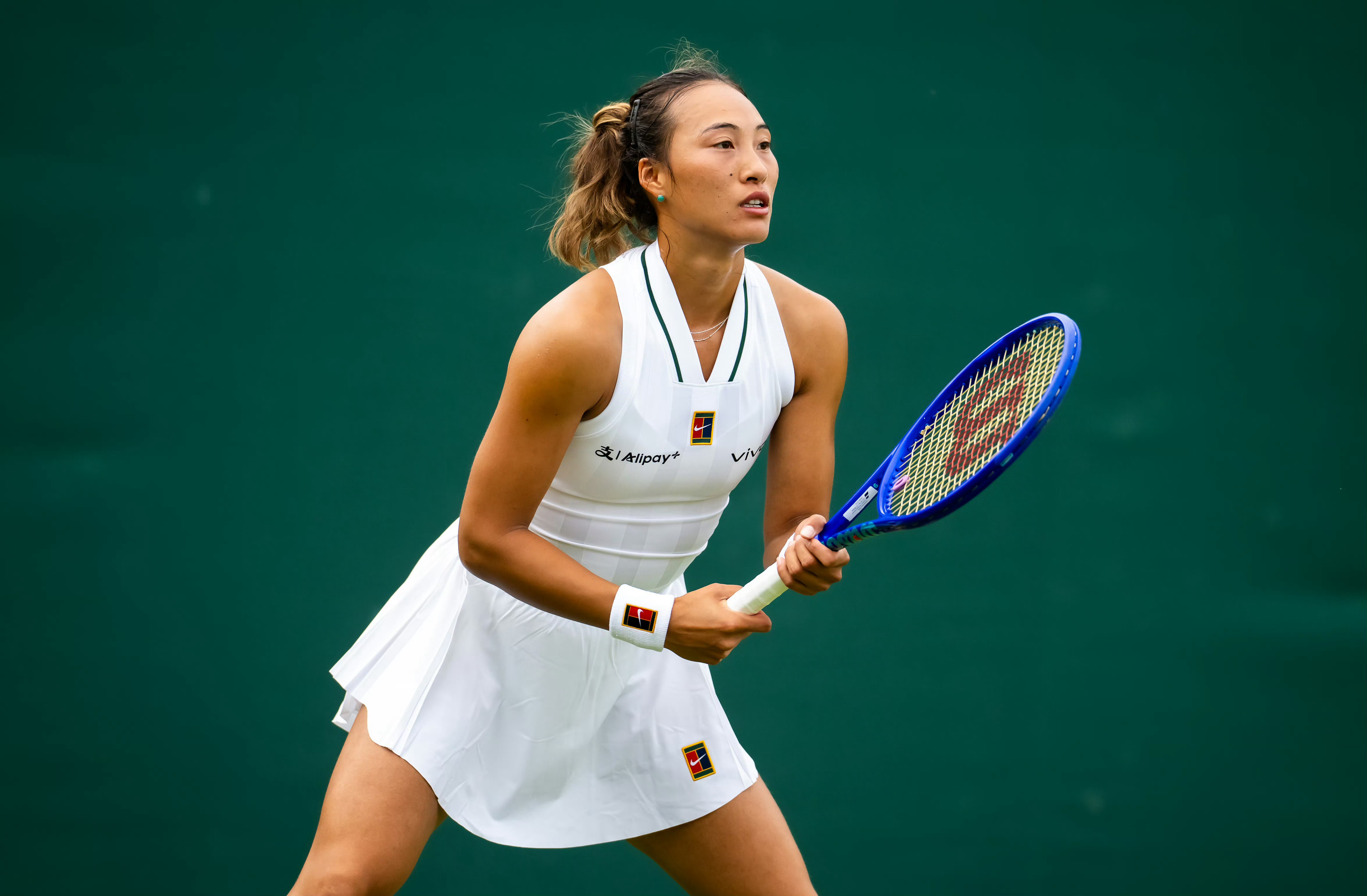 WTA雅典赛公布女单签表，中国选手郑钦文将会在首轮迎战6号种子马内罗！本站比赛将