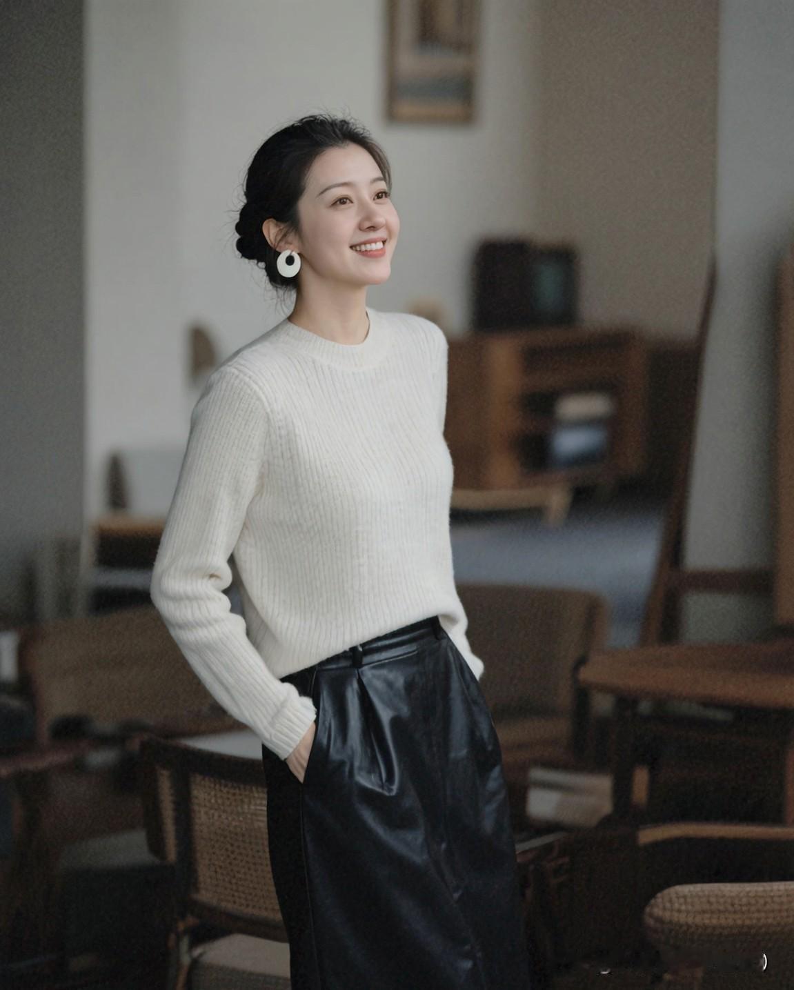 有些人，话不多，但心里装着满满的爱。他们不善言辞，却用实际行动证明着对你