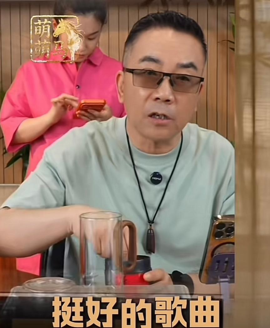 杨议要是落井下石，那就太没有格局了。不仅是没有格局，还会被同行所不齿。而
