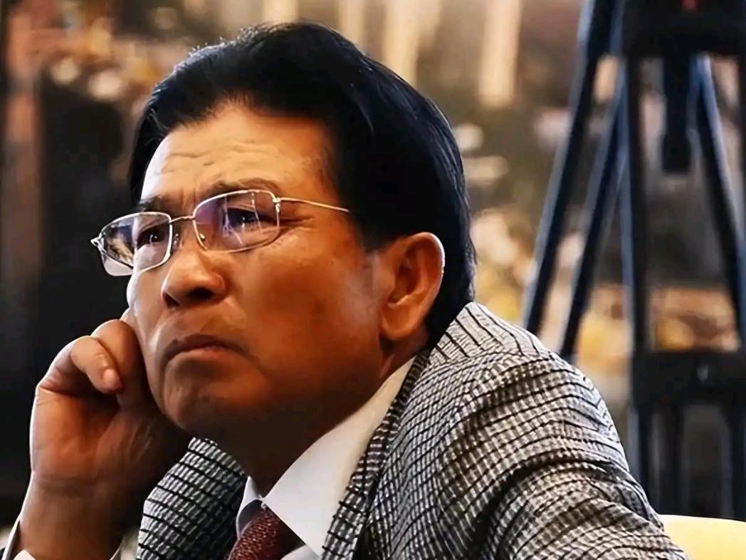 格力曾稳坐空调行业龙头位置24年，“买空调等同于买格力”的认知深入人心。其坚持专