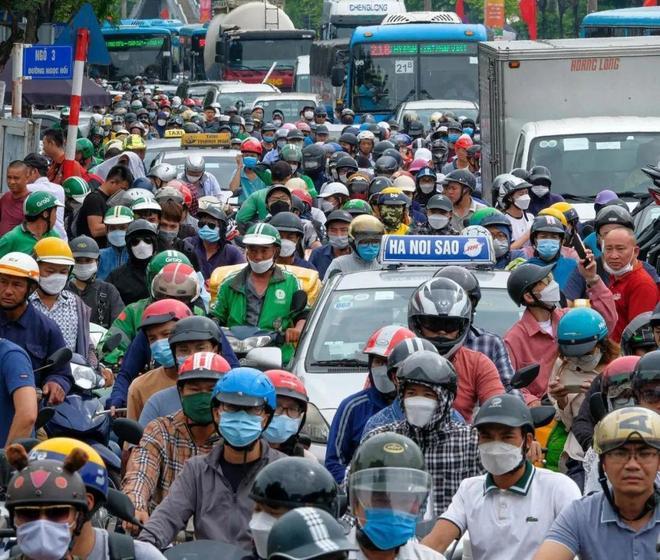 越南急了！中国怎么办？据环球时报7月15日报道，从2026年7月开始，越南河内市