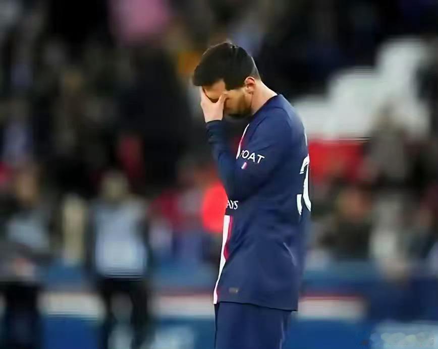 足球史上没有比梅西更拉胯的球员了！5003(梅西在5届美洲杯决赛0球0助国家队3