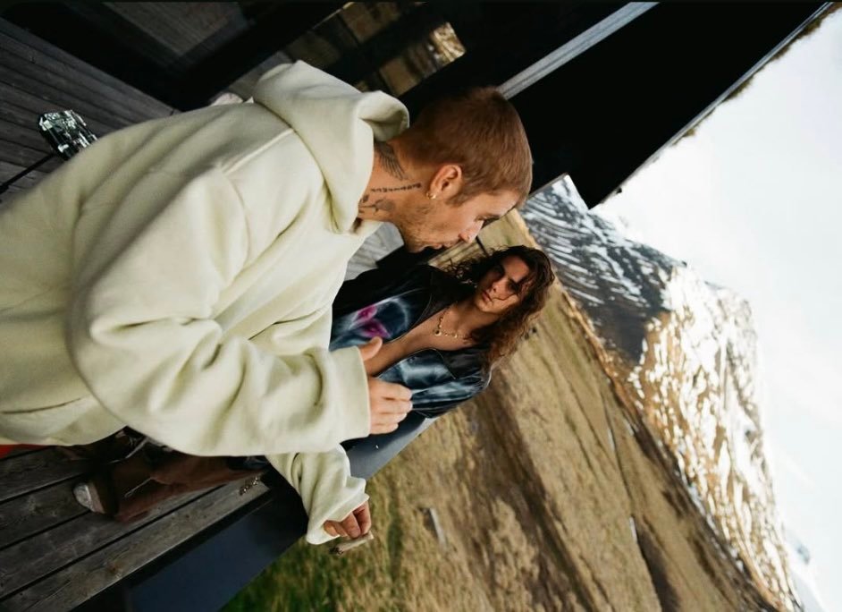 JustinBieber•贾斯汀比伯inIceland🇮🇸