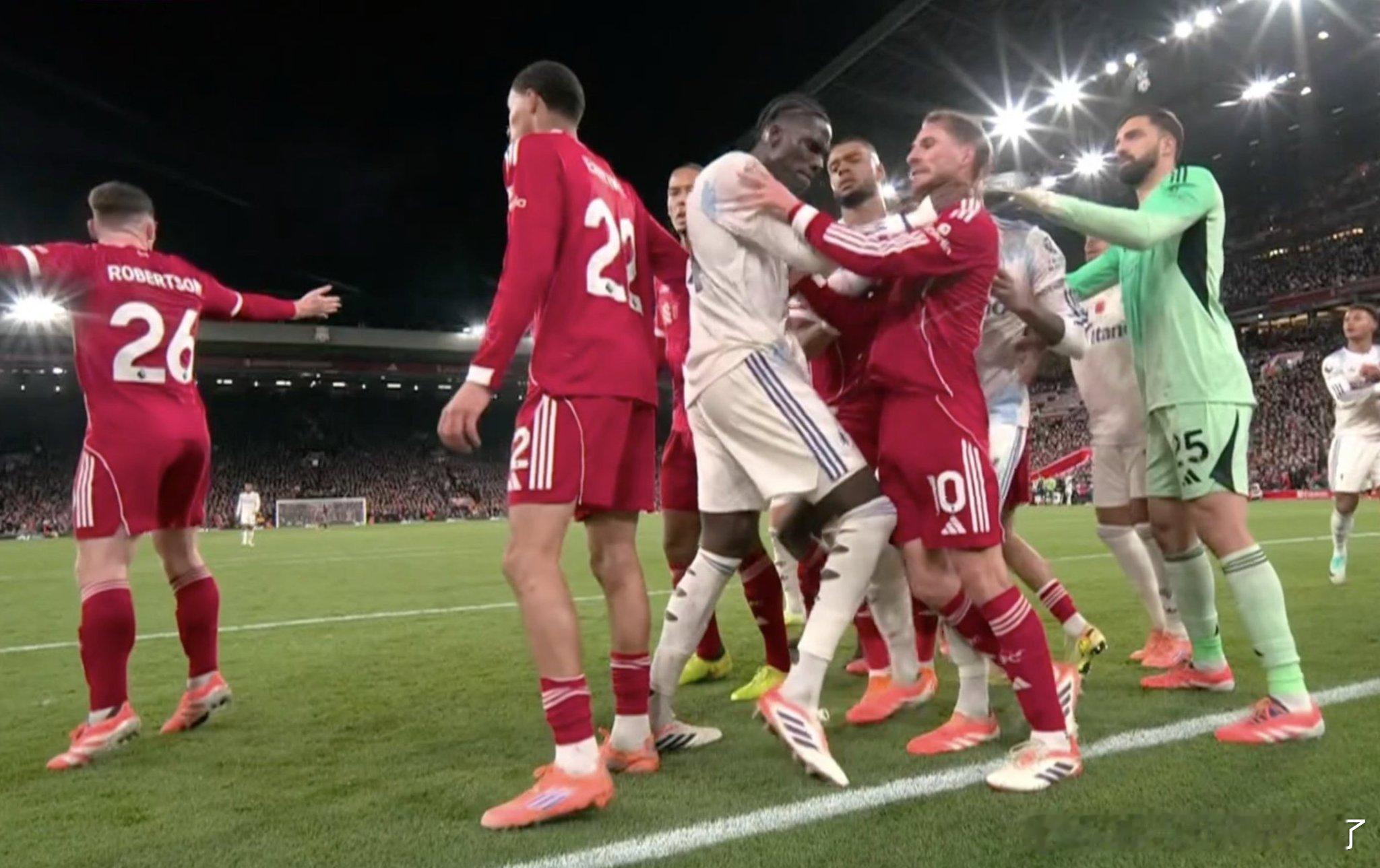 奥纳纳锁喉麦卡全队防守成功麦卡怒吼回应​​​