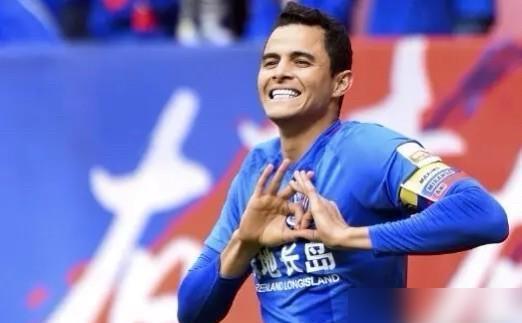 如果下个月莫雷诺回来，申花会不会在主场为这位老队长补办一个退役仪式吗？毕竟申花是