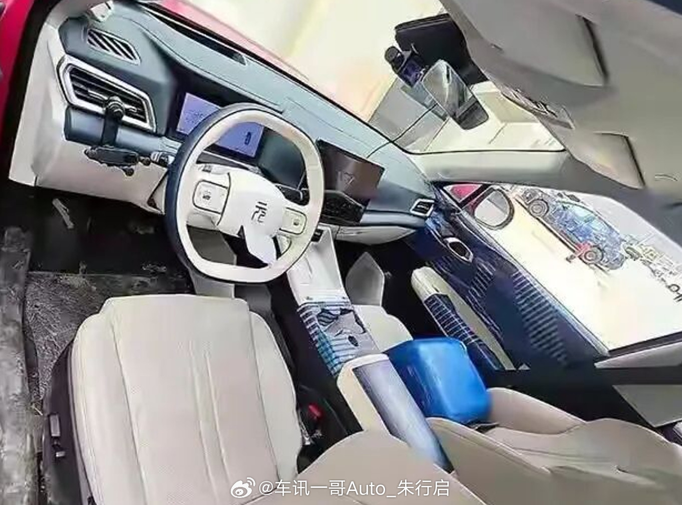 近日，26款比亚迪元UP已经在工信部完成申报，比亚迪26款元UP的实车图也正式亮