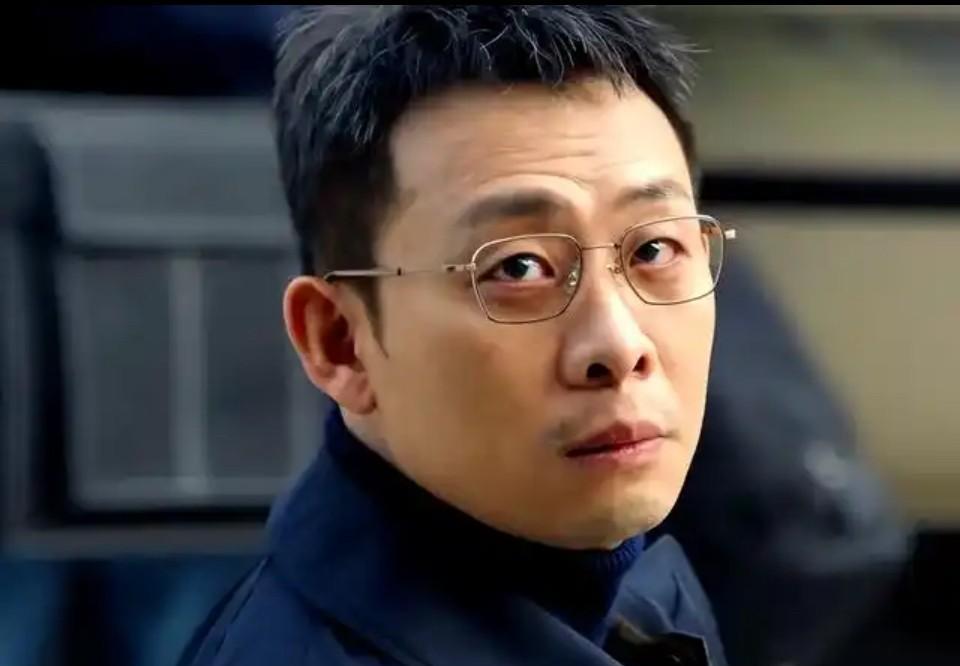 我发现一件事，张译又演一部新的电视剧《以法之名》。我看了之后，彻底沦陷，我啥也