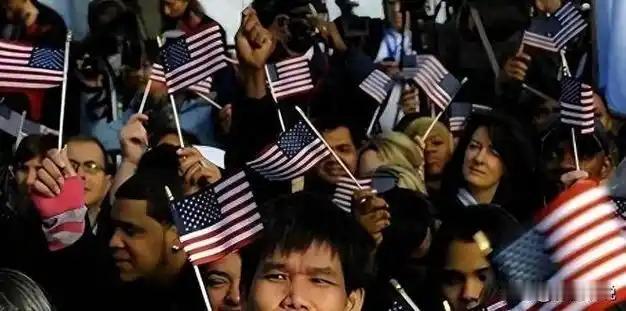 为啥美国有钱人不来中国，而中国有钱人却移民美国？因为说白了，在美国只要你有钱，还