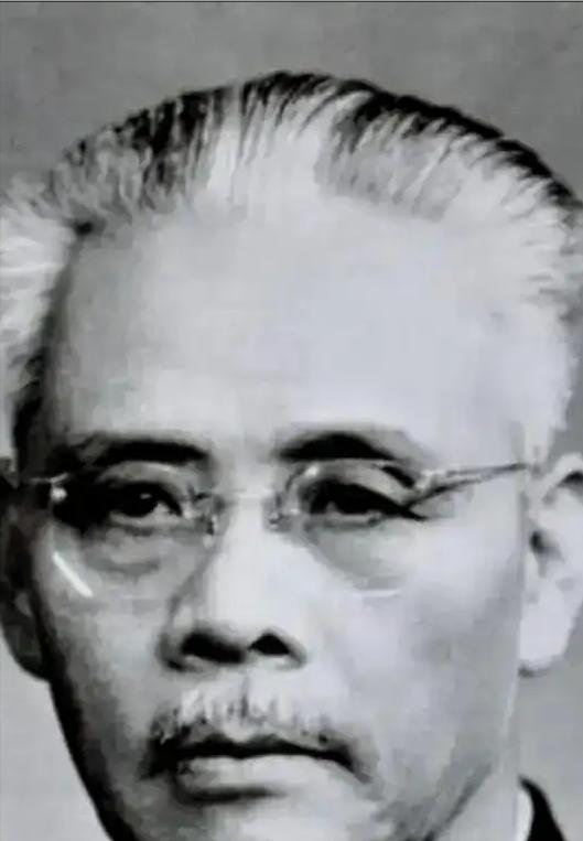 1940年2月23日，杨靖宇遇害当晚，叛徒们摆了庆功宴，请客的是张奚若。他亲手打