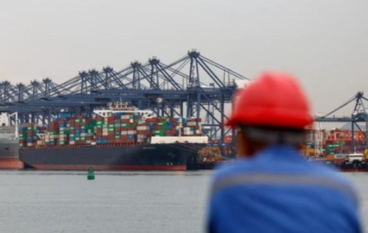 中国稀土磁铁公司，绕开国内管制，向西方继续出口产品这事，主要是以下两个关键点。其