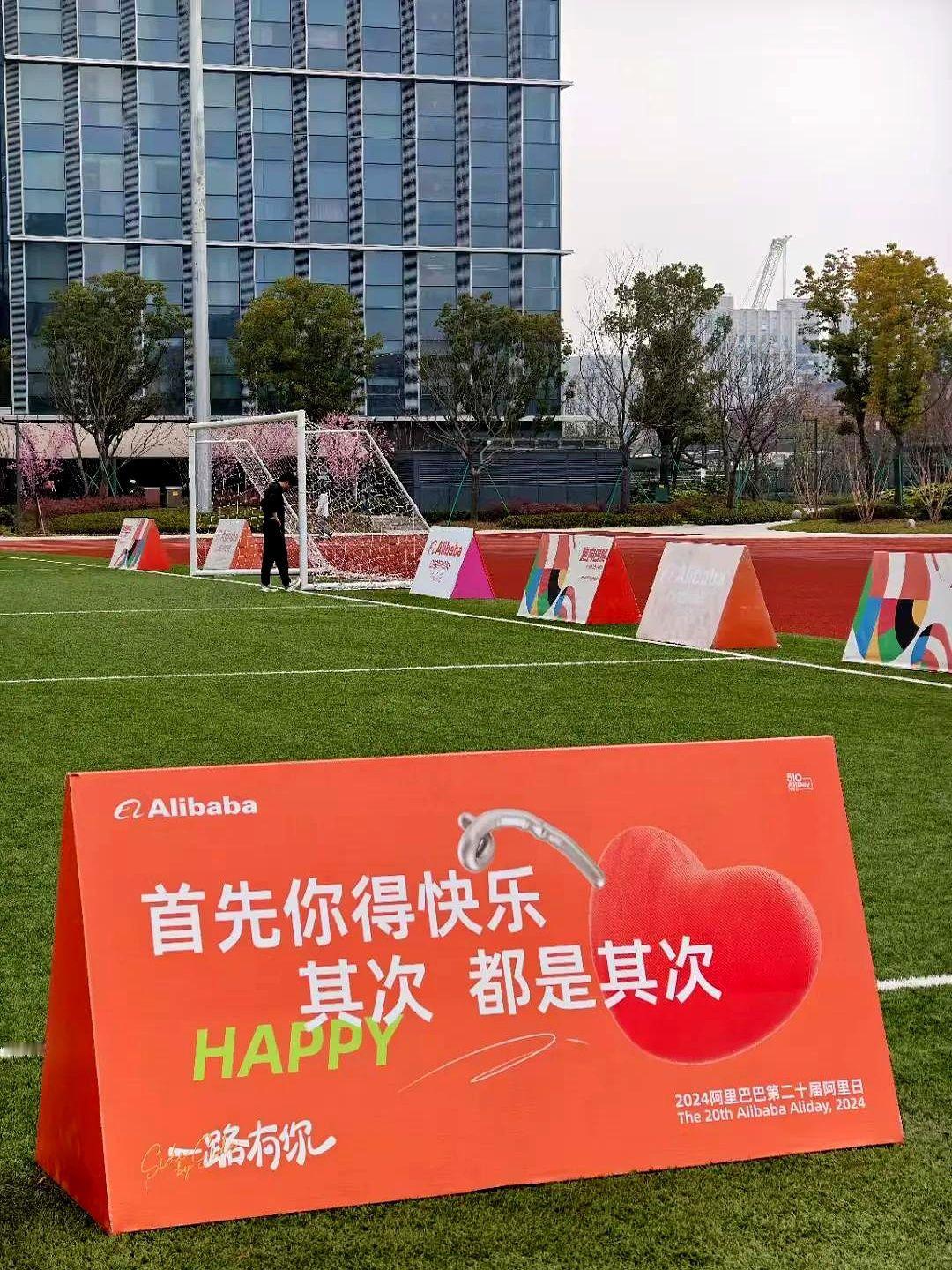 今天是术后四疗住院了早上空腹去医院抽血抽血结果出来以后医生就会给开药
