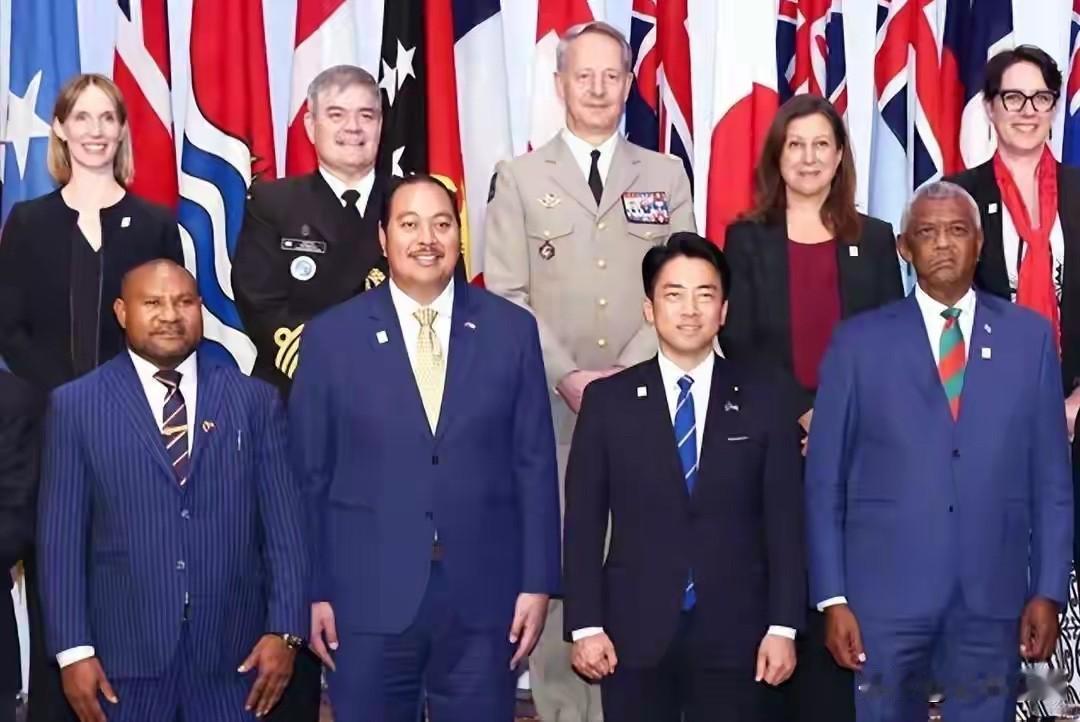 时机太蹊跷！日本刚被制裁，马来西亚突然对华强硬，南海风向变了？日本因不当言论