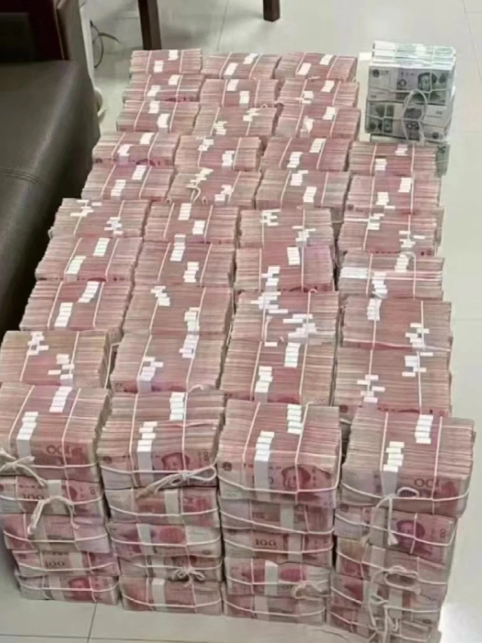 钱是有灵性的，看到了一定要接！