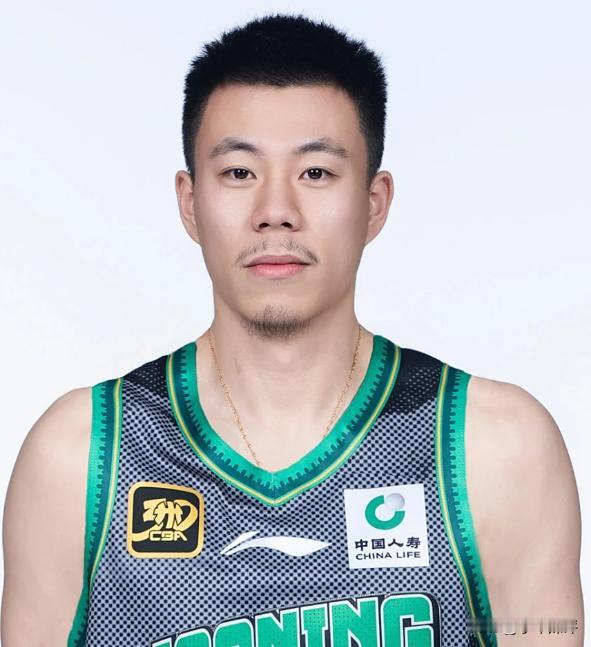 张镇麟四场球撕开了CBA遮羞布看看这四场球，最高19分那场，球队输得最惨，最低