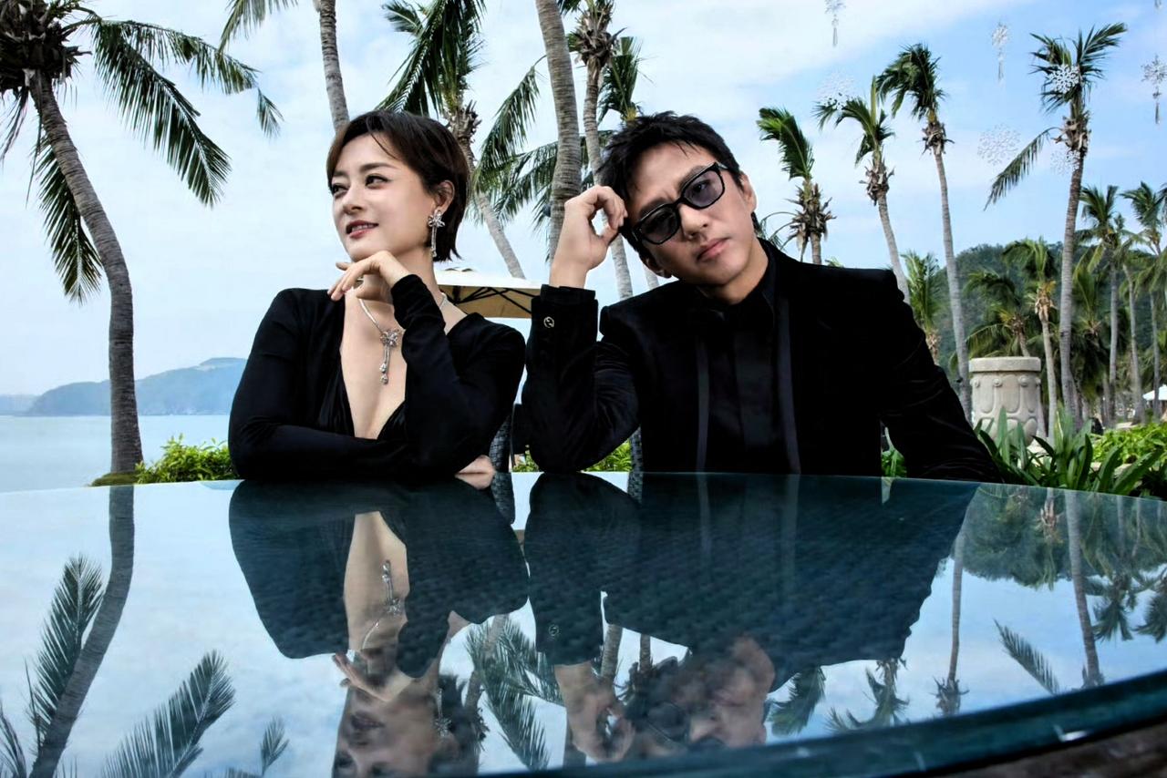 邓超腰围缩了4厘米！孙俪这波“投喂”太甜了家人们，邓超孙俪又撒狗粮了！超哥