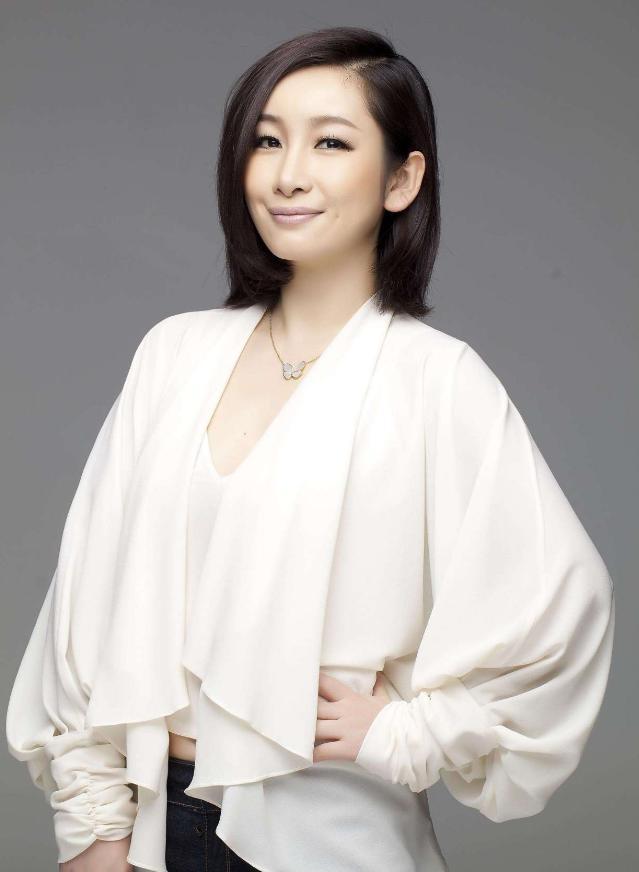 2011年，刘烨在一次采访中竟然公开嘲讽秦海璐，说班里长得最丑的女人就是她。秦海
