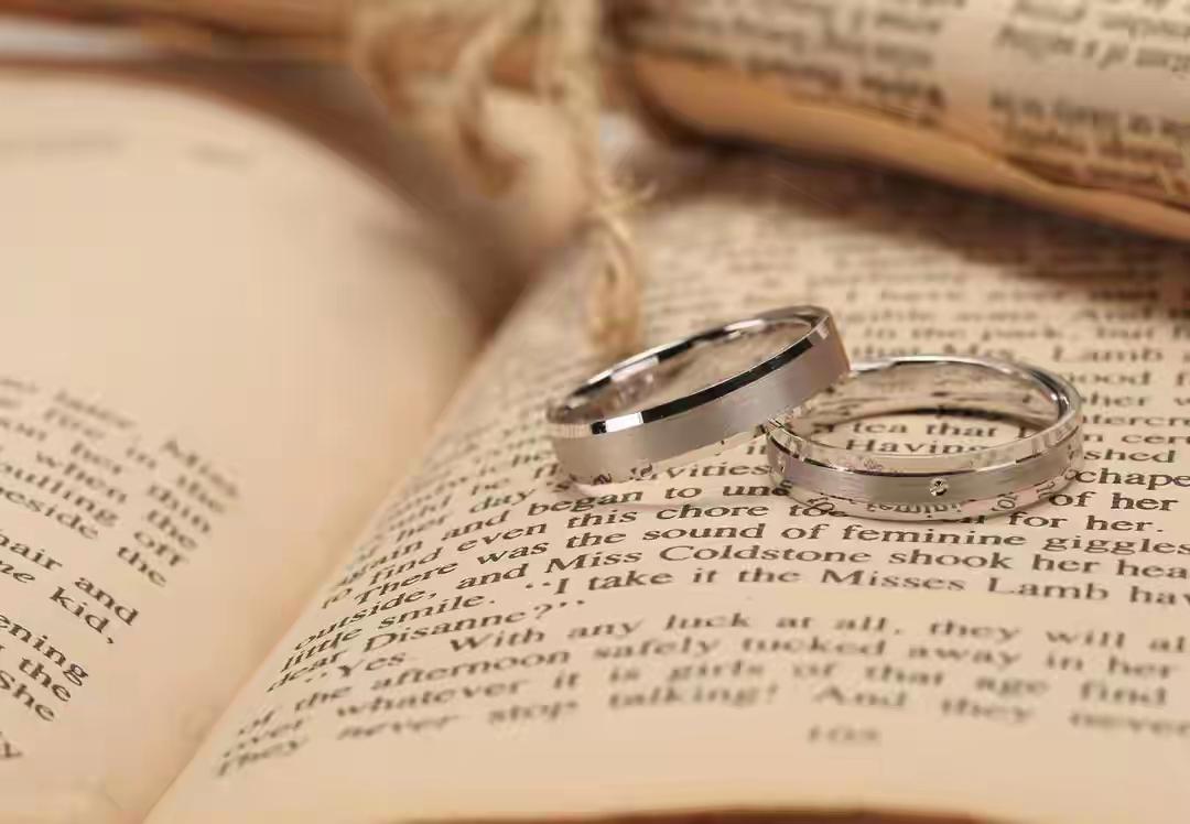 离婚数据揭露残酷真相：婚姻破碎从不是一个人的过错婚姻走到尽头，人们总习惯性