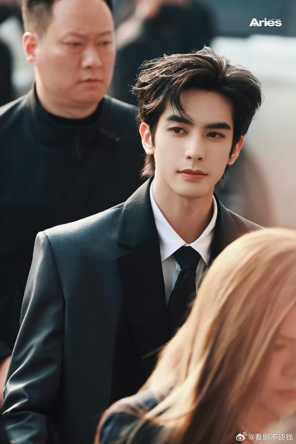 杨紫宋威龙昨日线下活动来看二人状态如何