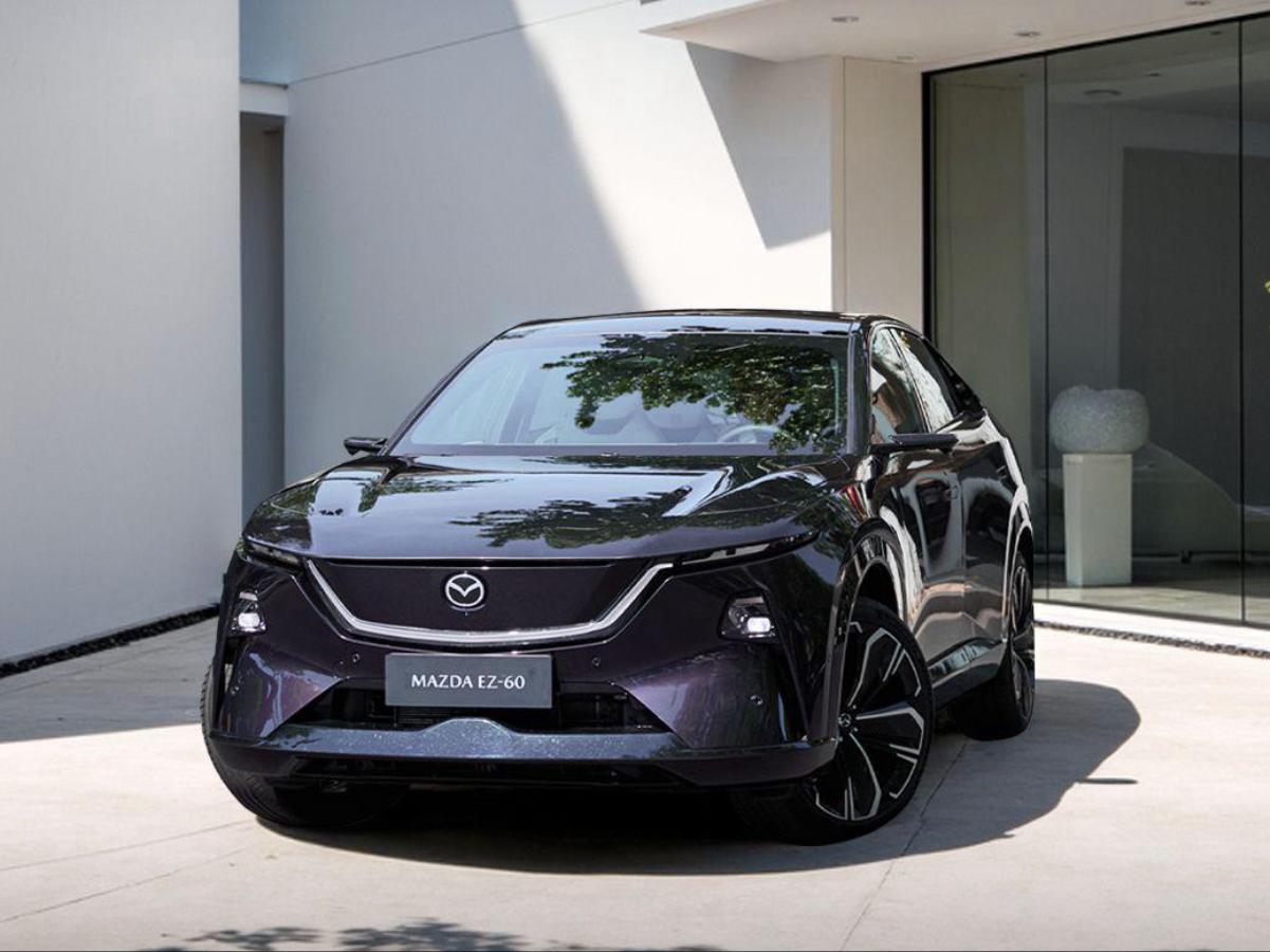 EZ-60上市价11.99万起，我叫声马自达你敢答应吗长安马自达的EZ-60预售