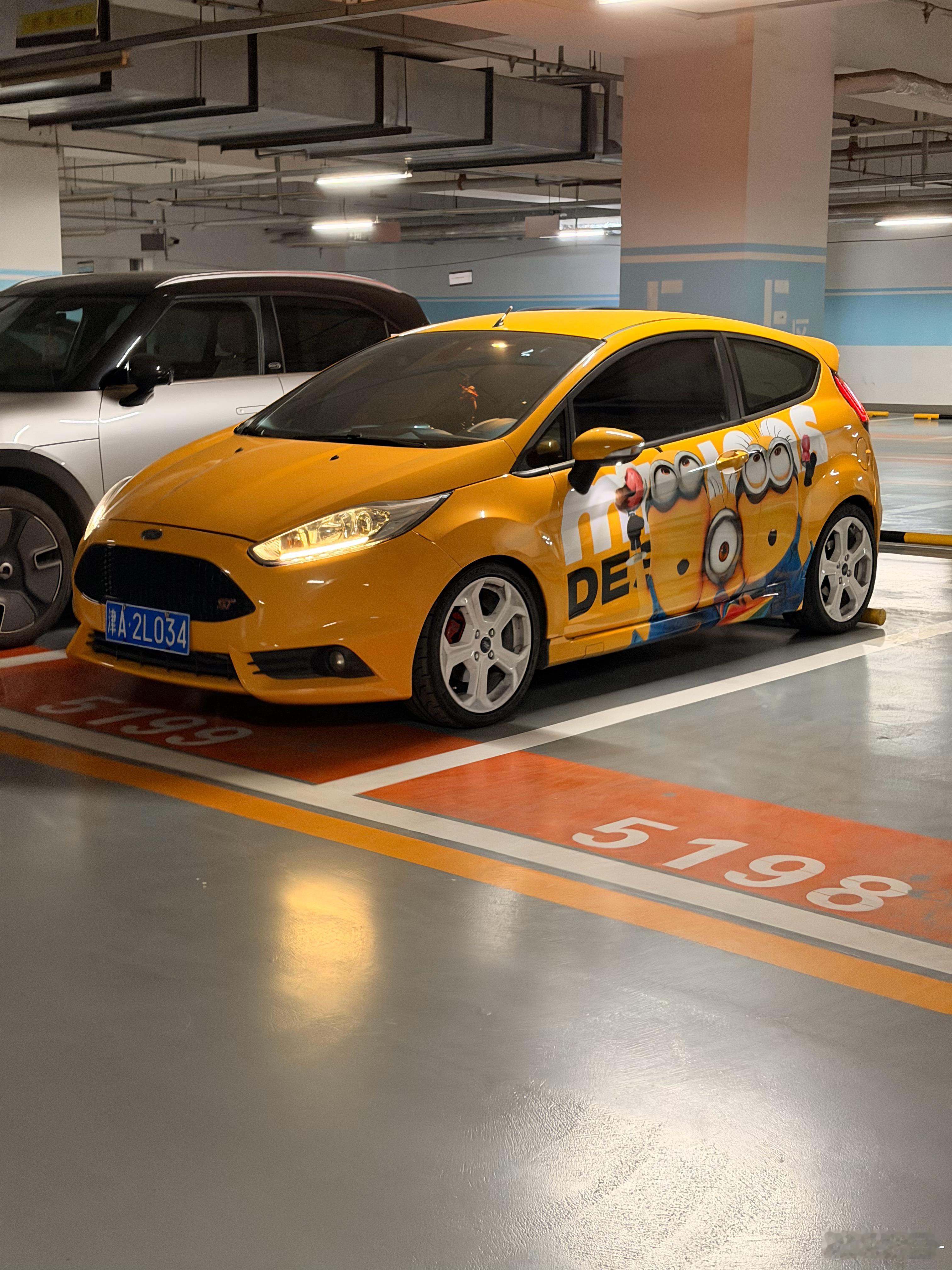 打算把小黄出了，看看有没有喜欢它的朋友没有事故，98000公里，但是油漆很垃圾所