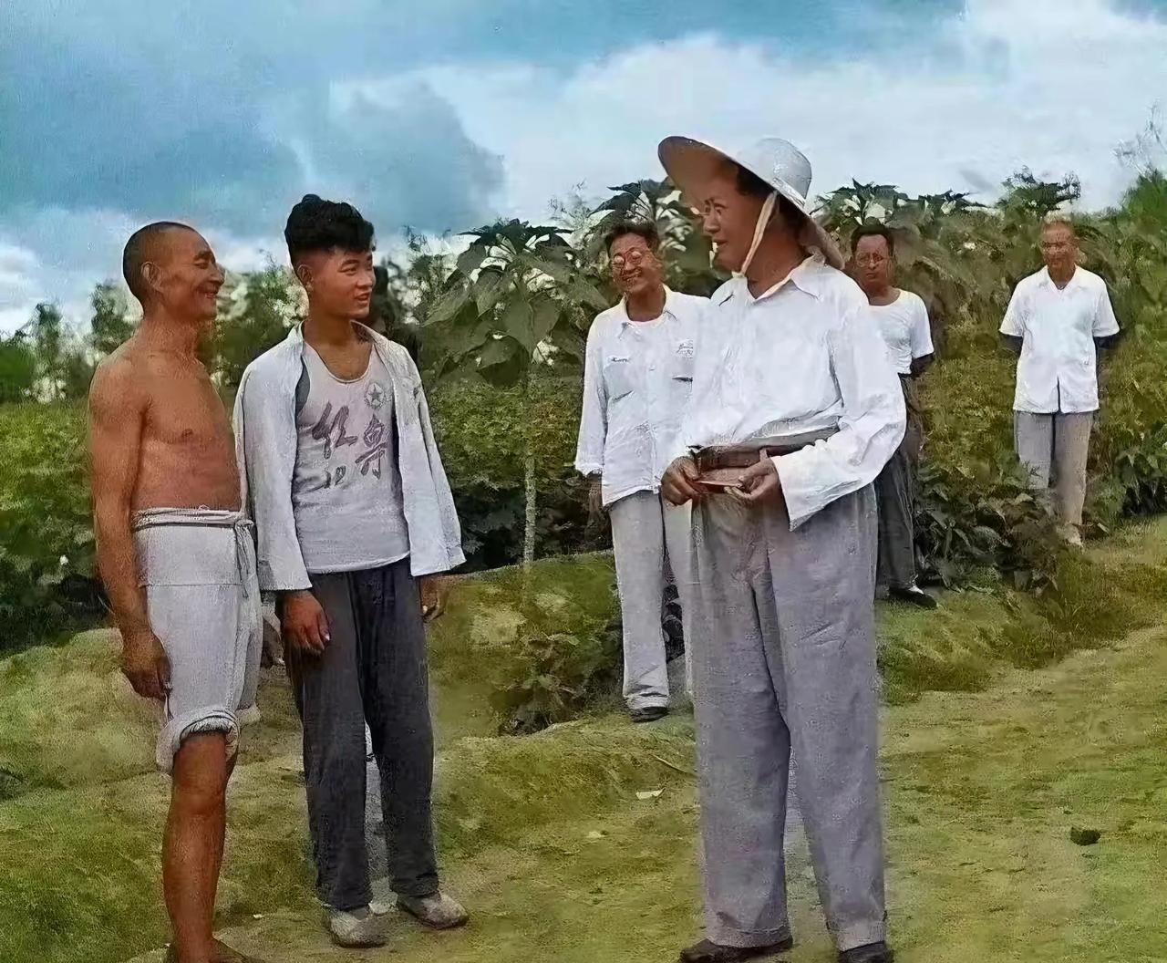 我读大学时，流行走下神坛之类，满是诋毁与批判。动不动就是华盛顿如何如何。随着年